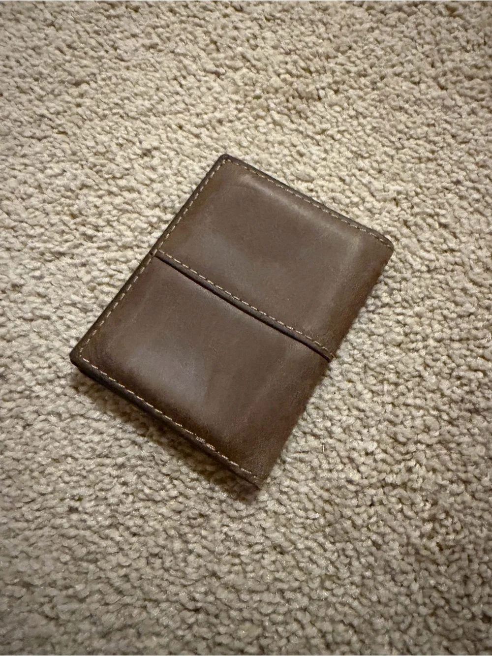 Fossil Classic Brown Leather Bi-Fold Wallet - Men